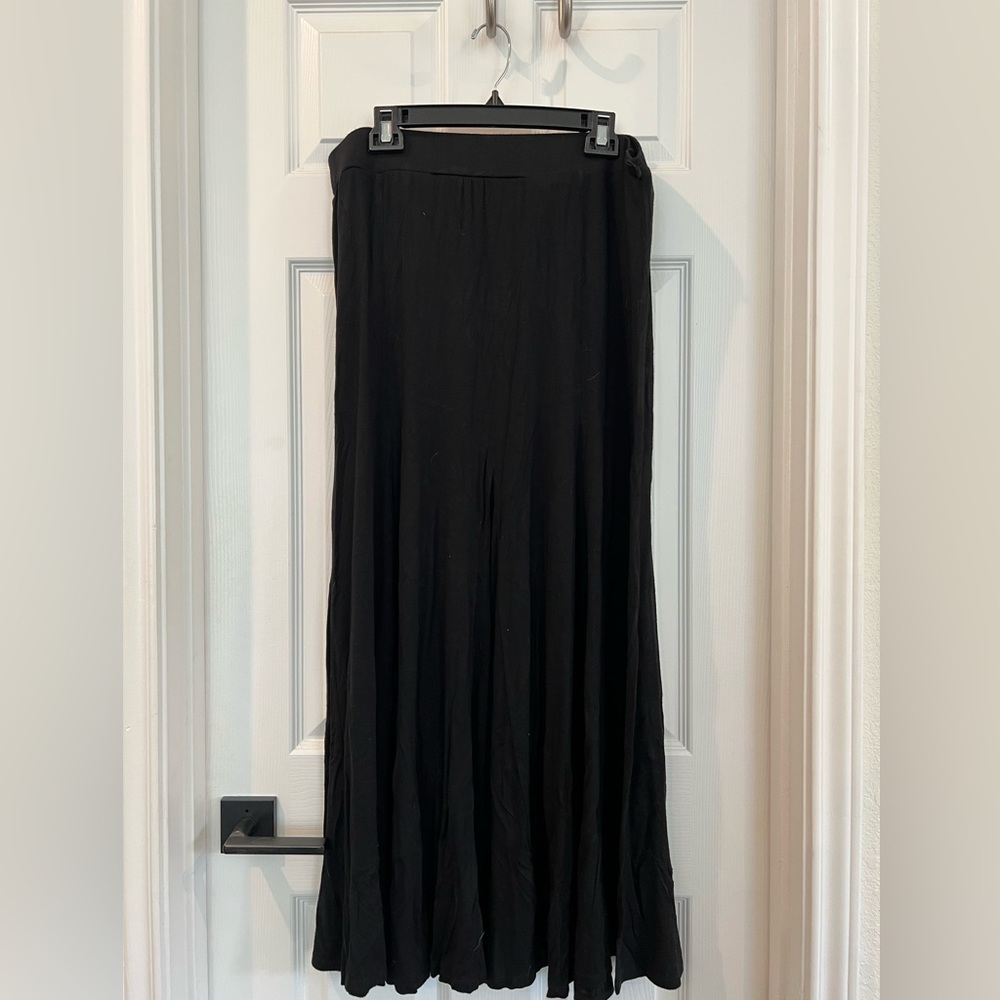 Black Maxi skirt